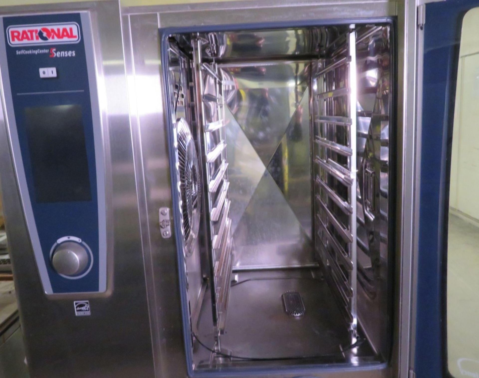 Rational SCCWE101 5 Senses combi oven with stand. - Image 3 of 6