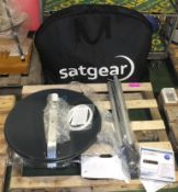 Sat Gear Premium 65CM Satelite Dish - Zone 1&2 Britain & Most of Europe (as new) with carr