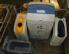 4x Recycle Bins