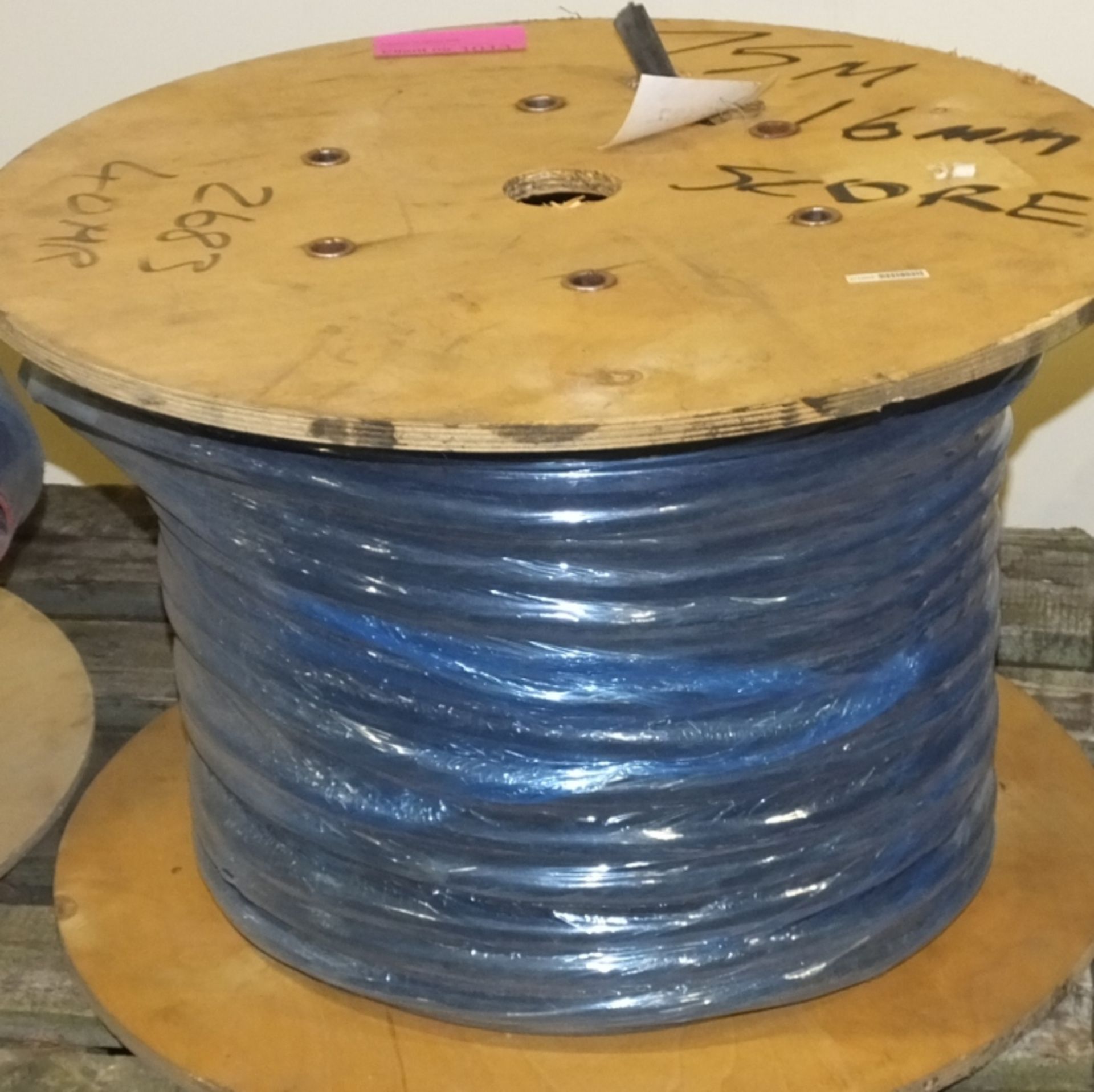 Reel of cable - 46M - 16mm - 5 core