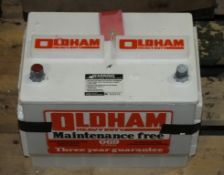 Oldham heavy duty 12V 490Amp battery