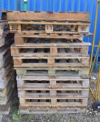 10x Standard Wooden Pallets 1200 x 1000mm.