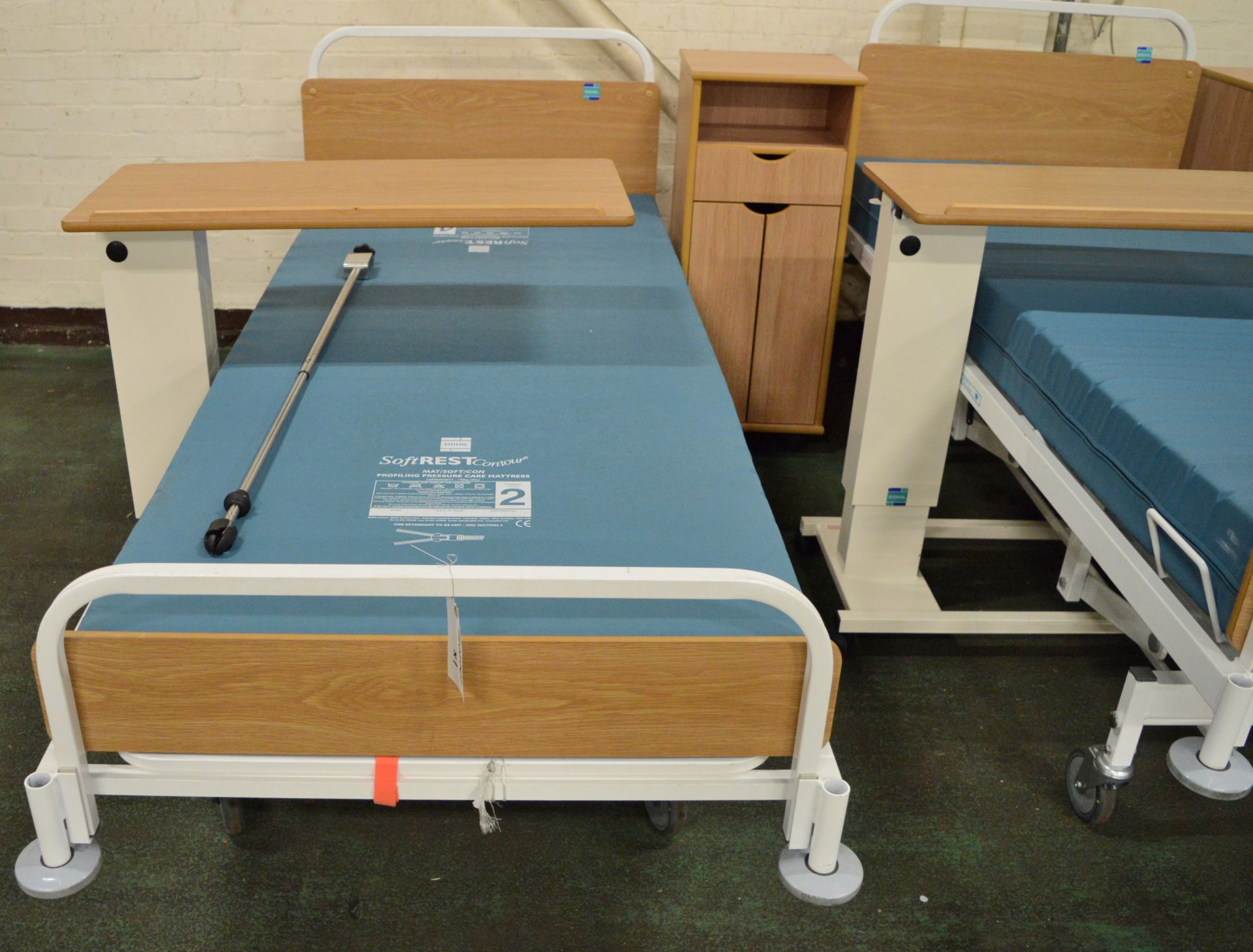 2x Hospital Bed & Furniture Sets. - Image 2 of 3