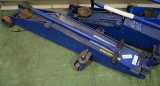 Weber 10 tonne Trolley Jack.