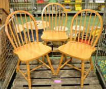 3x Spindle Back Wooden Kitchen Chairs.