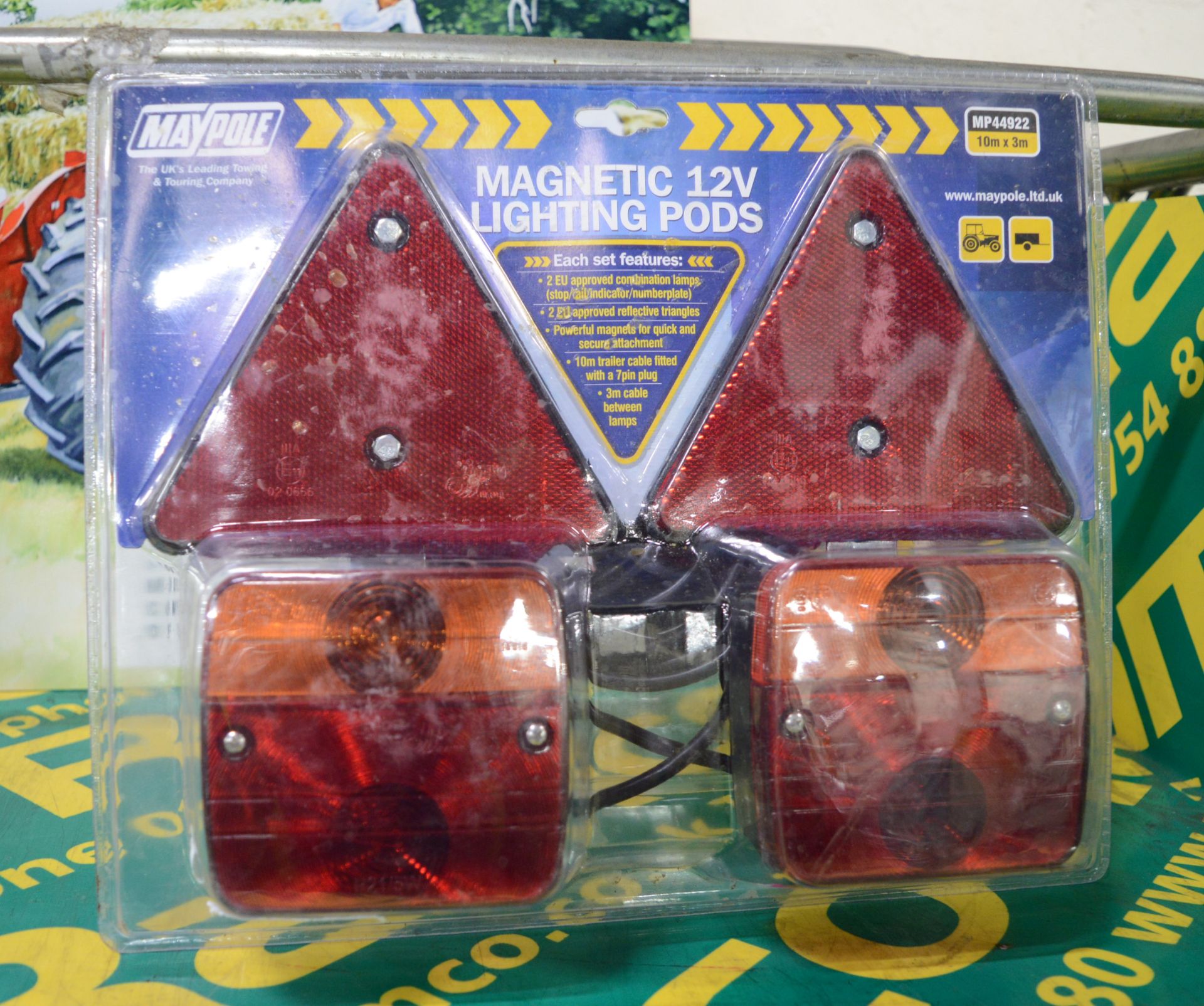 Maypole Magnetic 12V Lighting Pods.