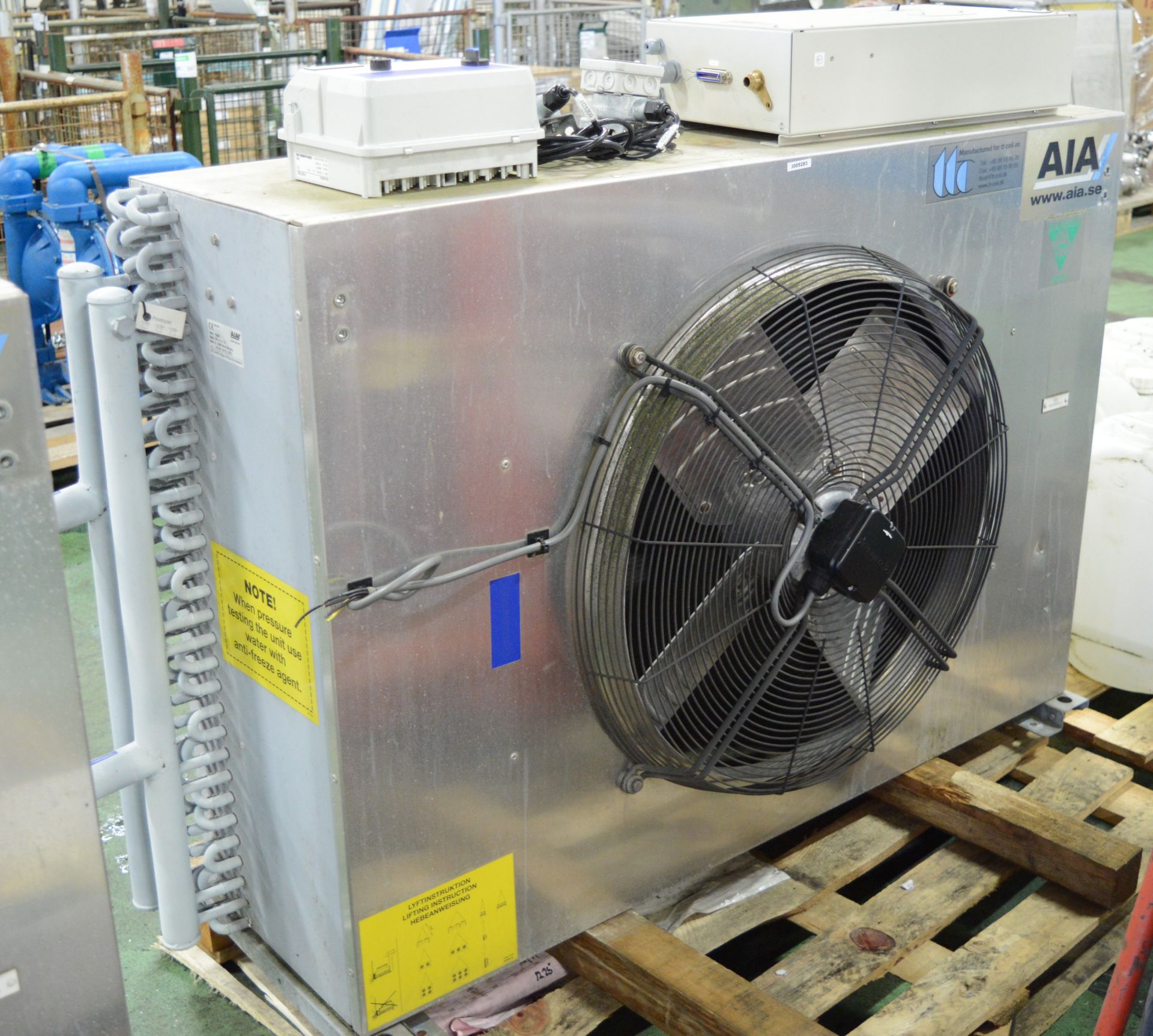 AIA XPS-8-U-10 Water to Air Heat Exchanger with Cooling Fan & Speed Controller. - Bild 4 aus 4