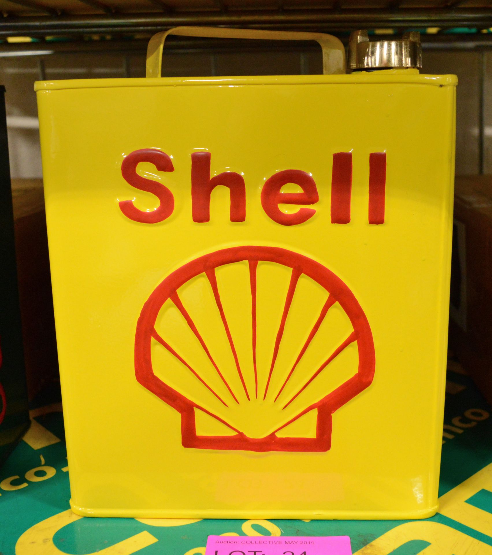 Shell Reproduction Oil Can.