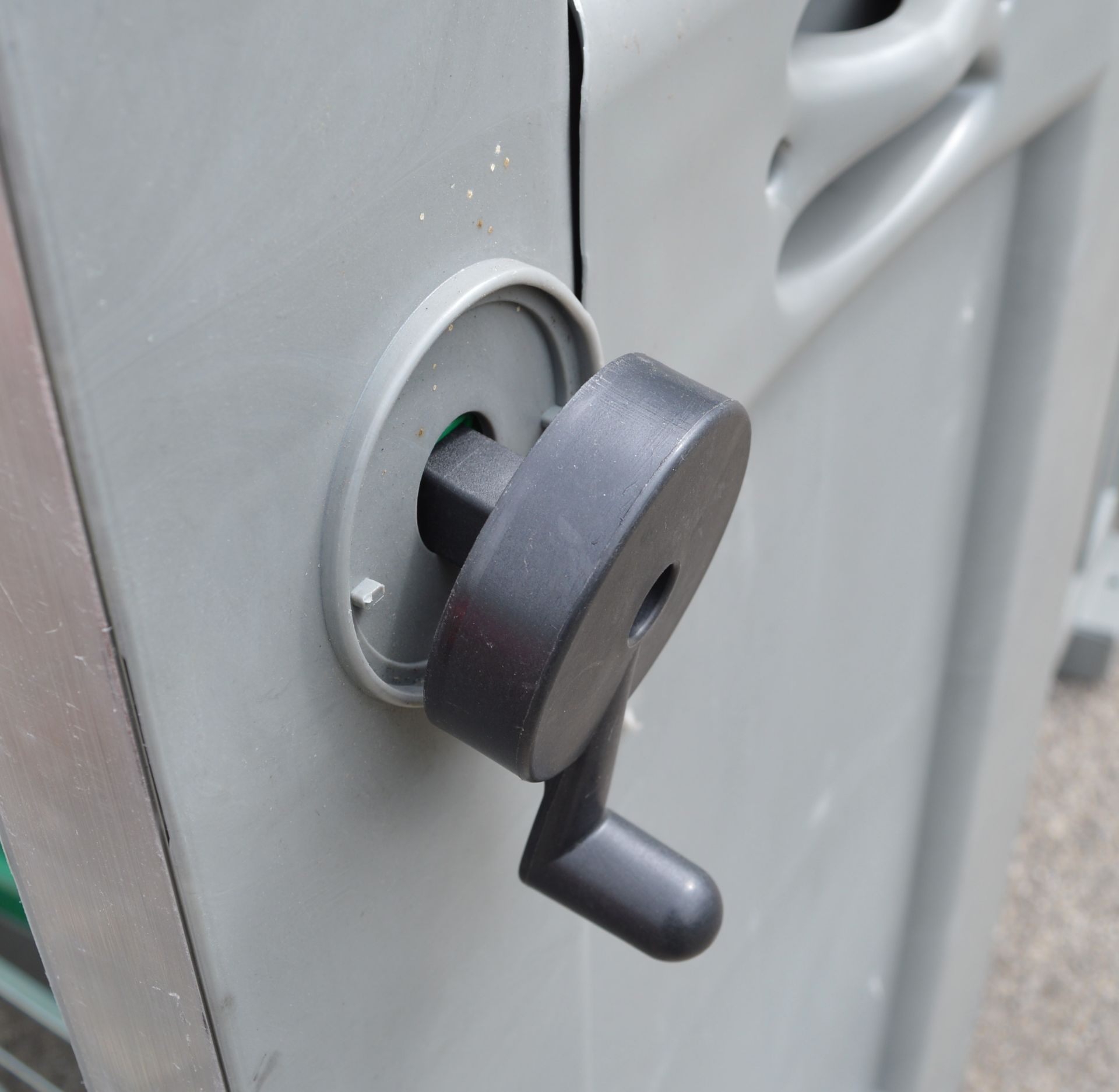 New Portable Toilet - Handle in need of repair. - Image 4 of 5