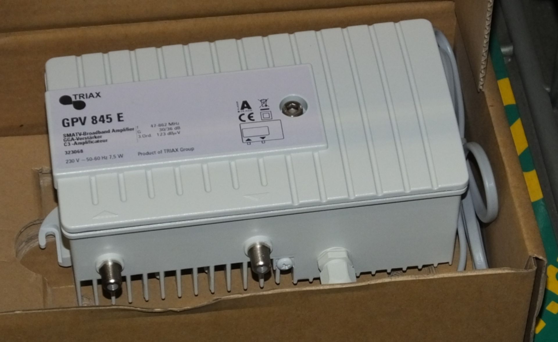 12x Triax GPV 845E Broadband Amplifiers - Image 3 of 3