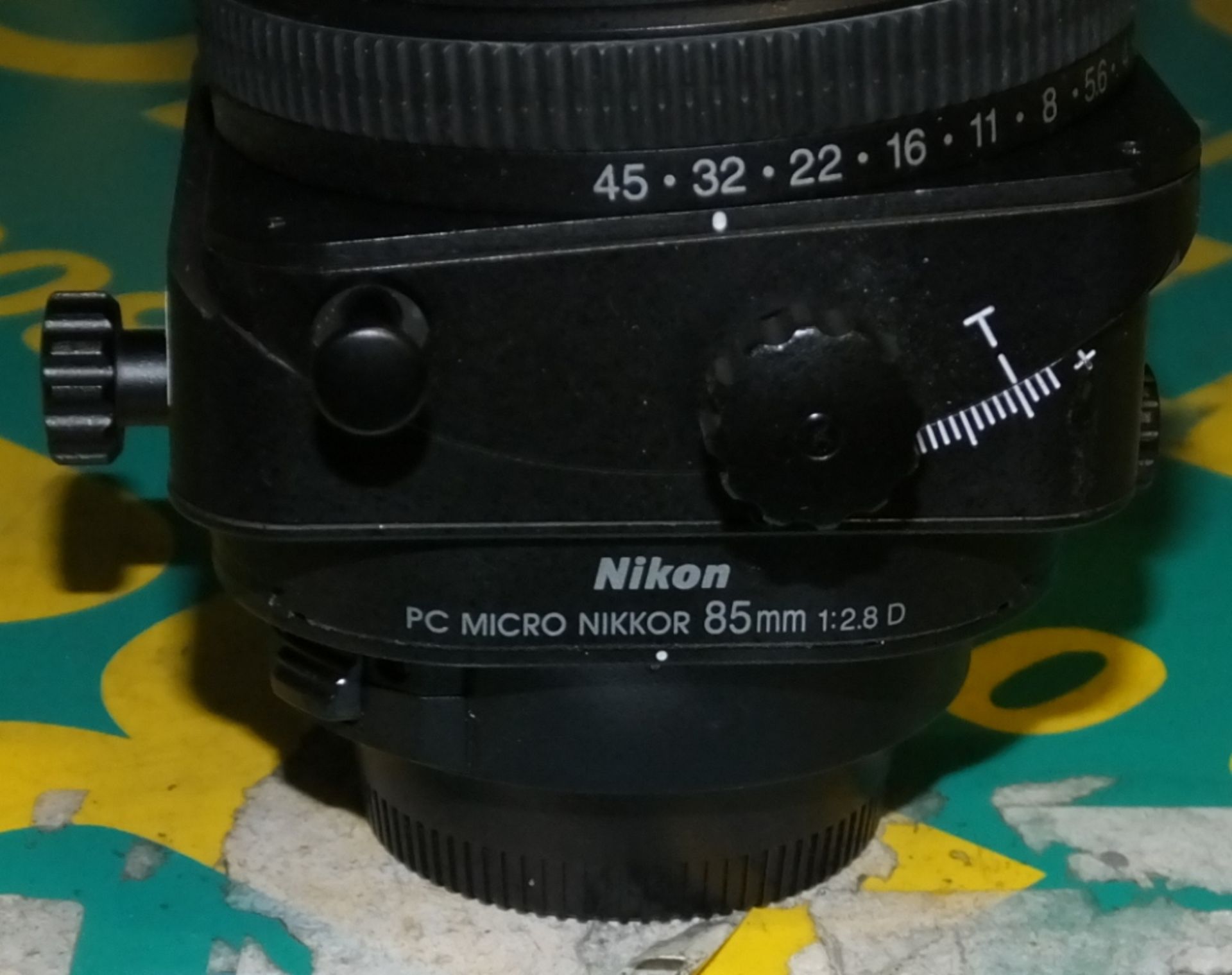 Nikon PC Micro Nikkor 85mm 1:2.8 D Tilt / Shift lens - Image 2 of 5