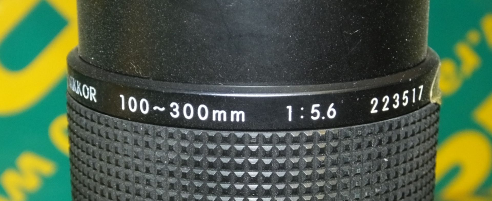 Nikon Zoom Nikkor Lens - 100-300mm - 1.56 - Image 2 of 4