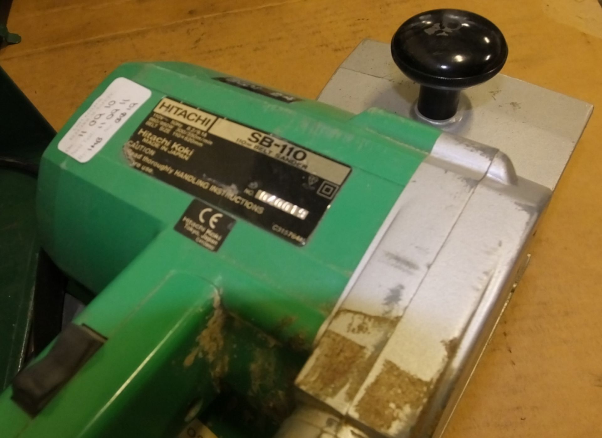 Hitachi SB110 Belt sander in metal carry case