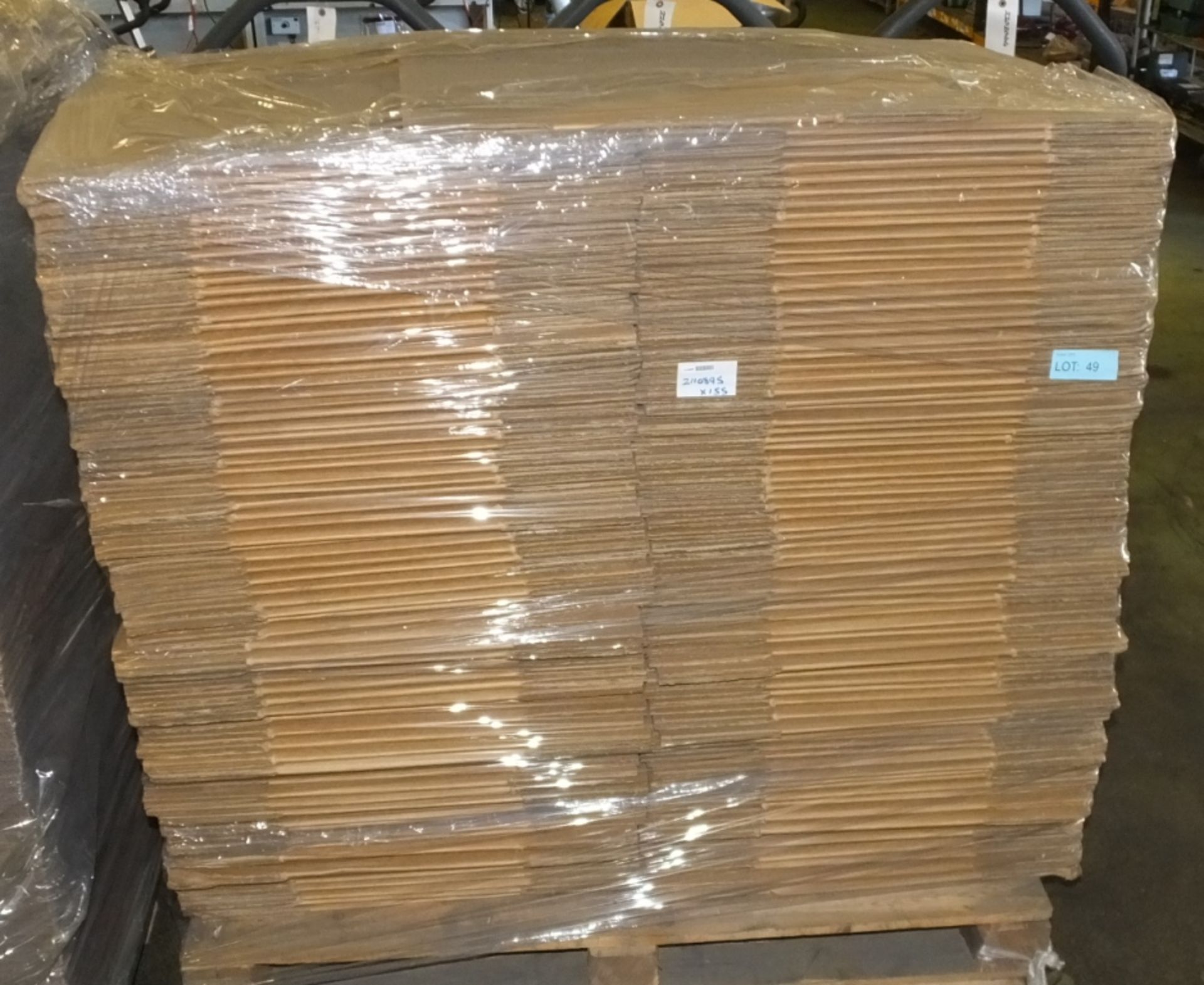 155x Flat packed cardboard boxes 480 x 285 x 242mm