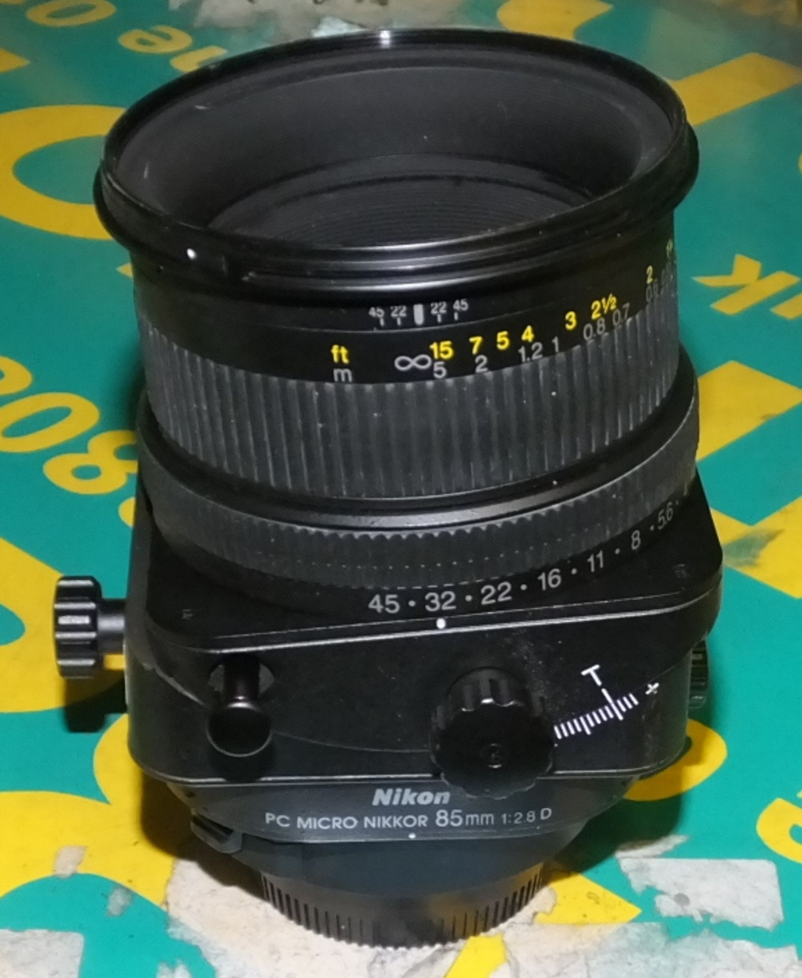 Nikon PC Micro Nikkor 85mm 1:2.8 D Tilt / Shift lens