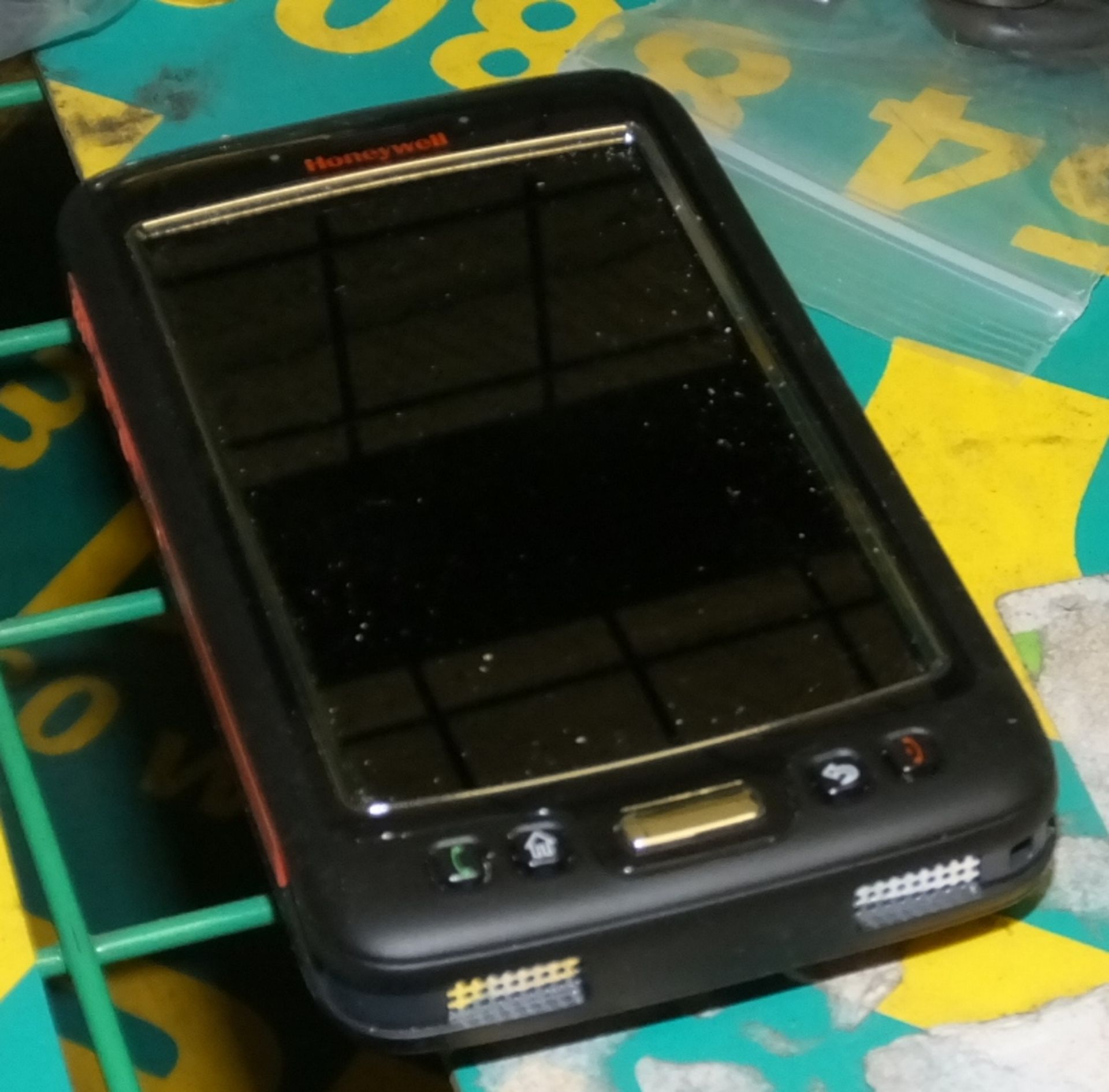 Honewell Dolphin 70e - Handheld Phone - Image 2 of 4