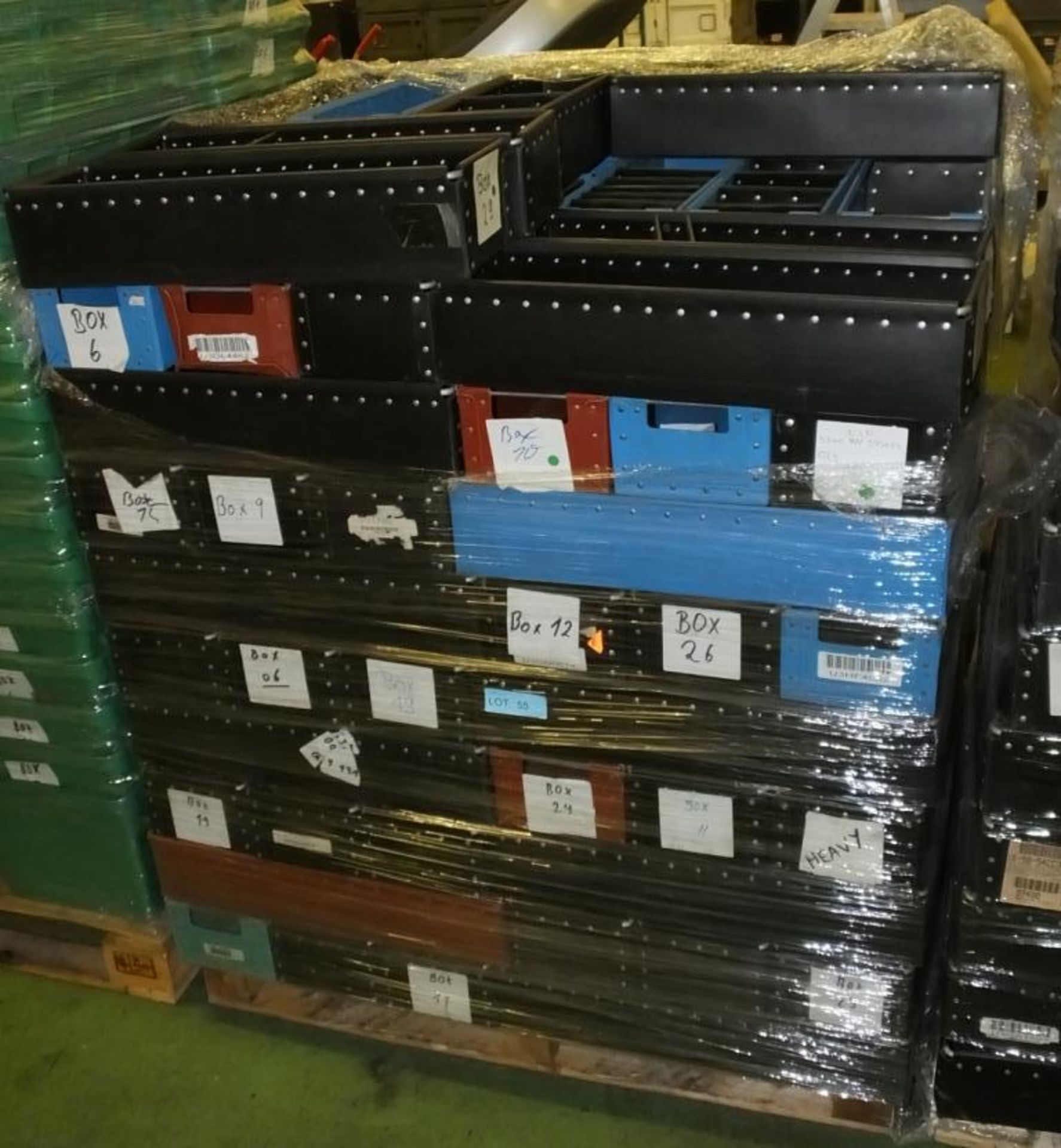 96x Fibreboard storage boxes / trays