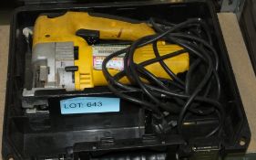 Dewalt DW321K Jig Saw