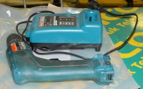 Makita 6019D Drill - 1 charger