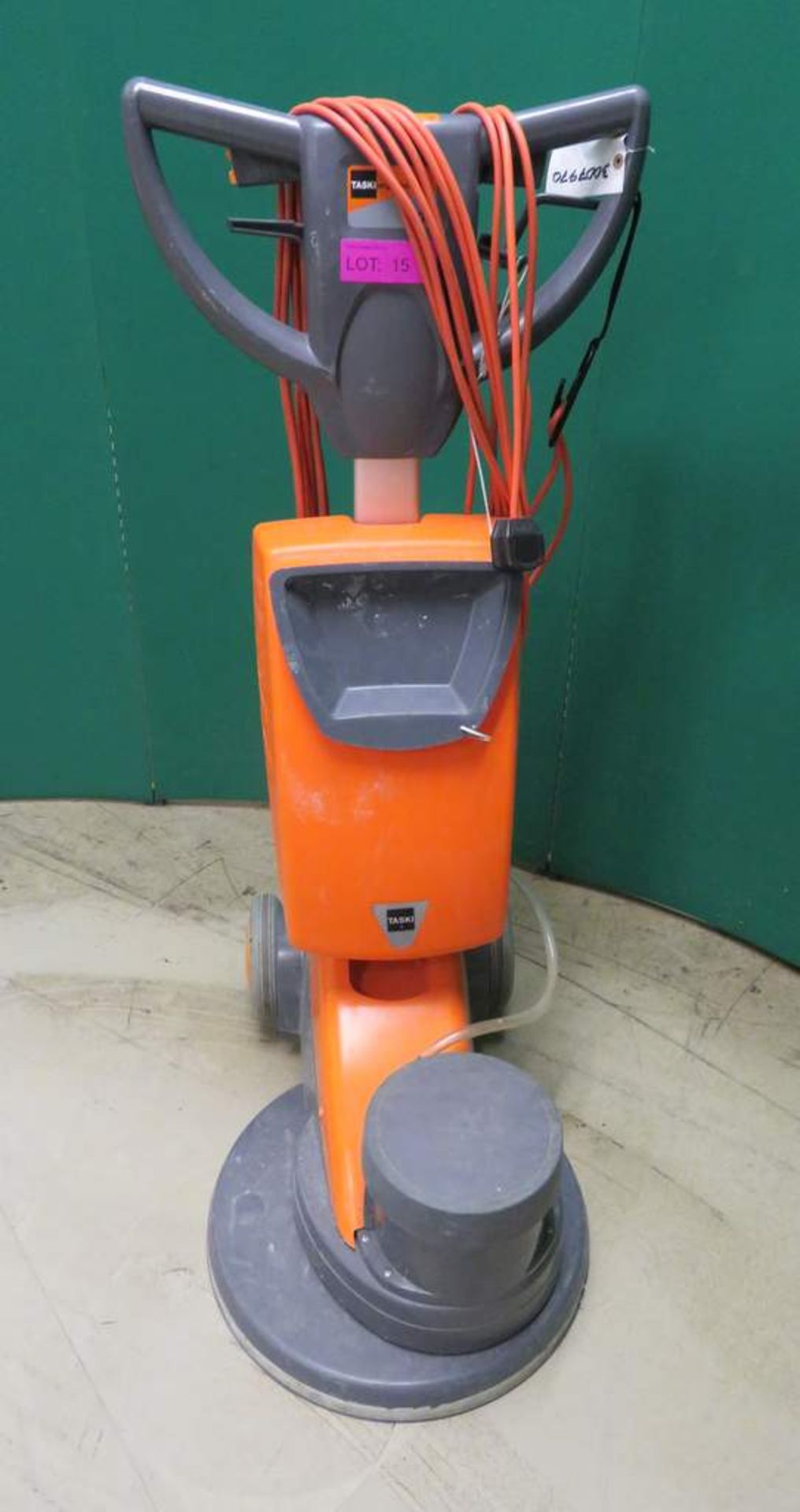 Taski Ergodisc 200 Floor Scrubber. - Image 2 of 6