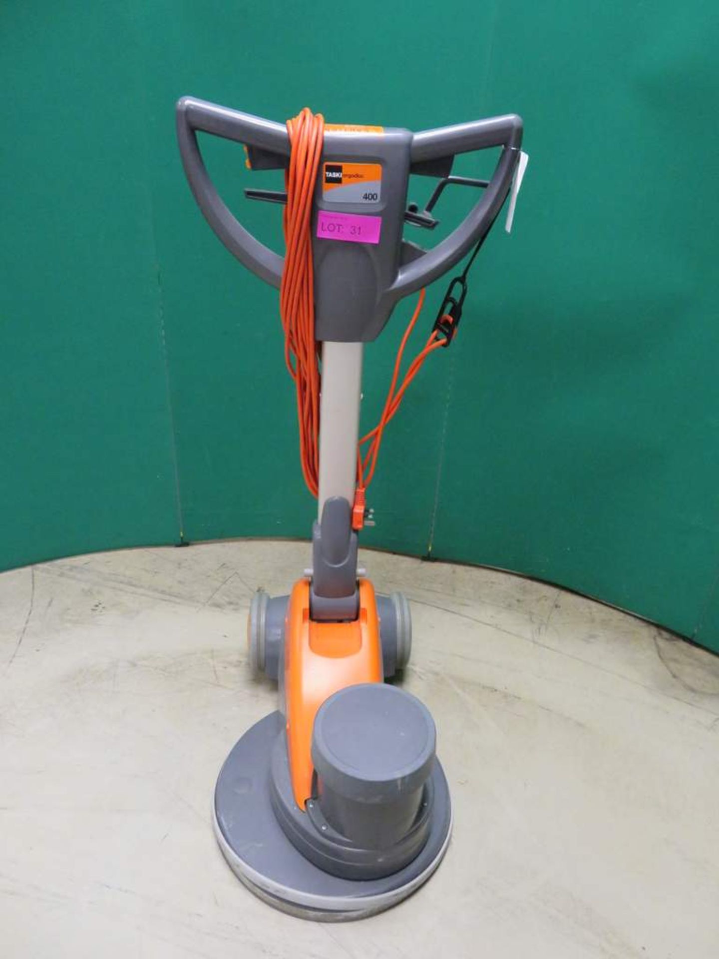 Taski Ergodisc 400 Floor Scrubber. - Image 3 of 7