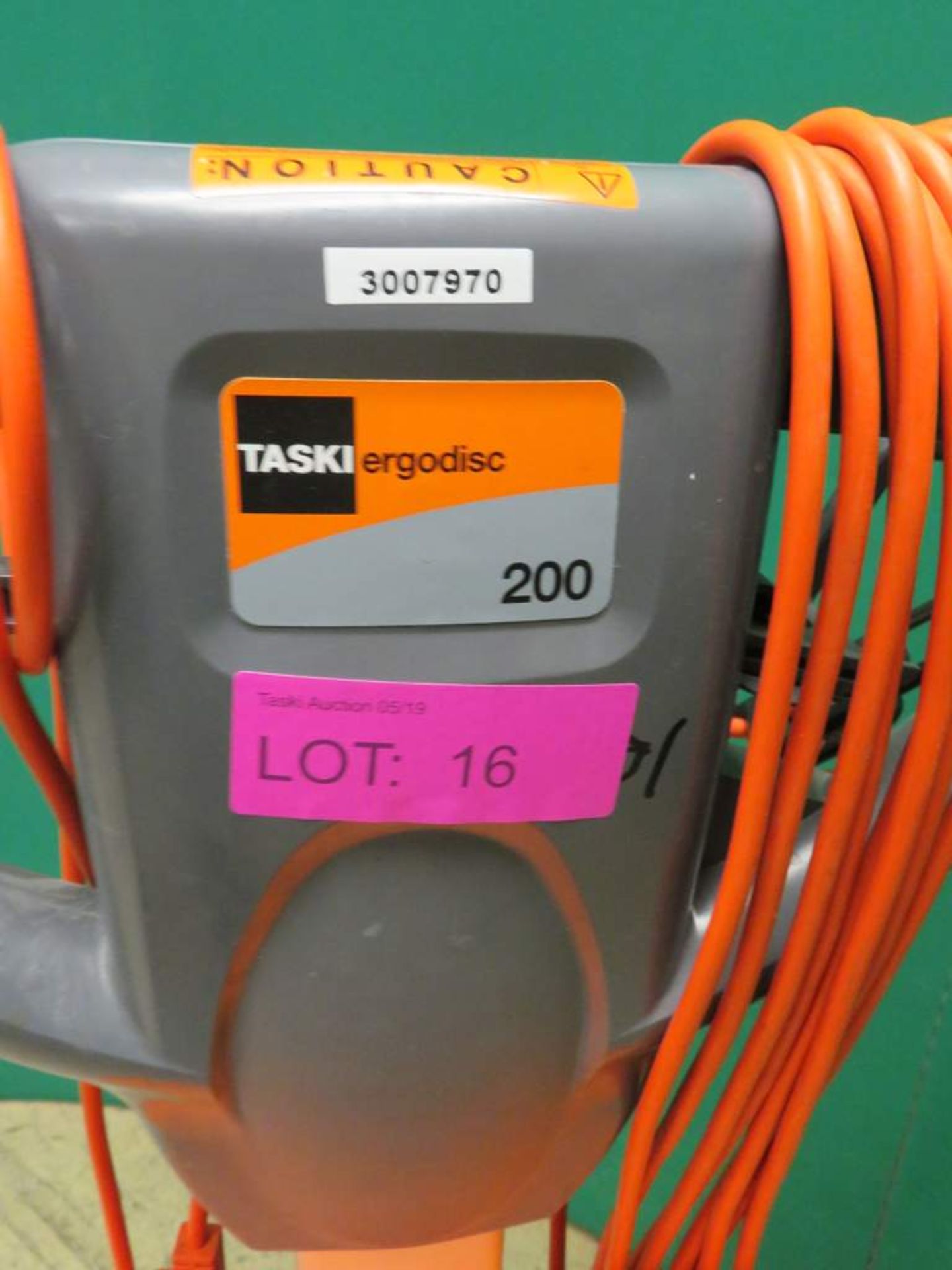 Taski Ergodisc 200 Floor Scrubber. - Image 5 of 7