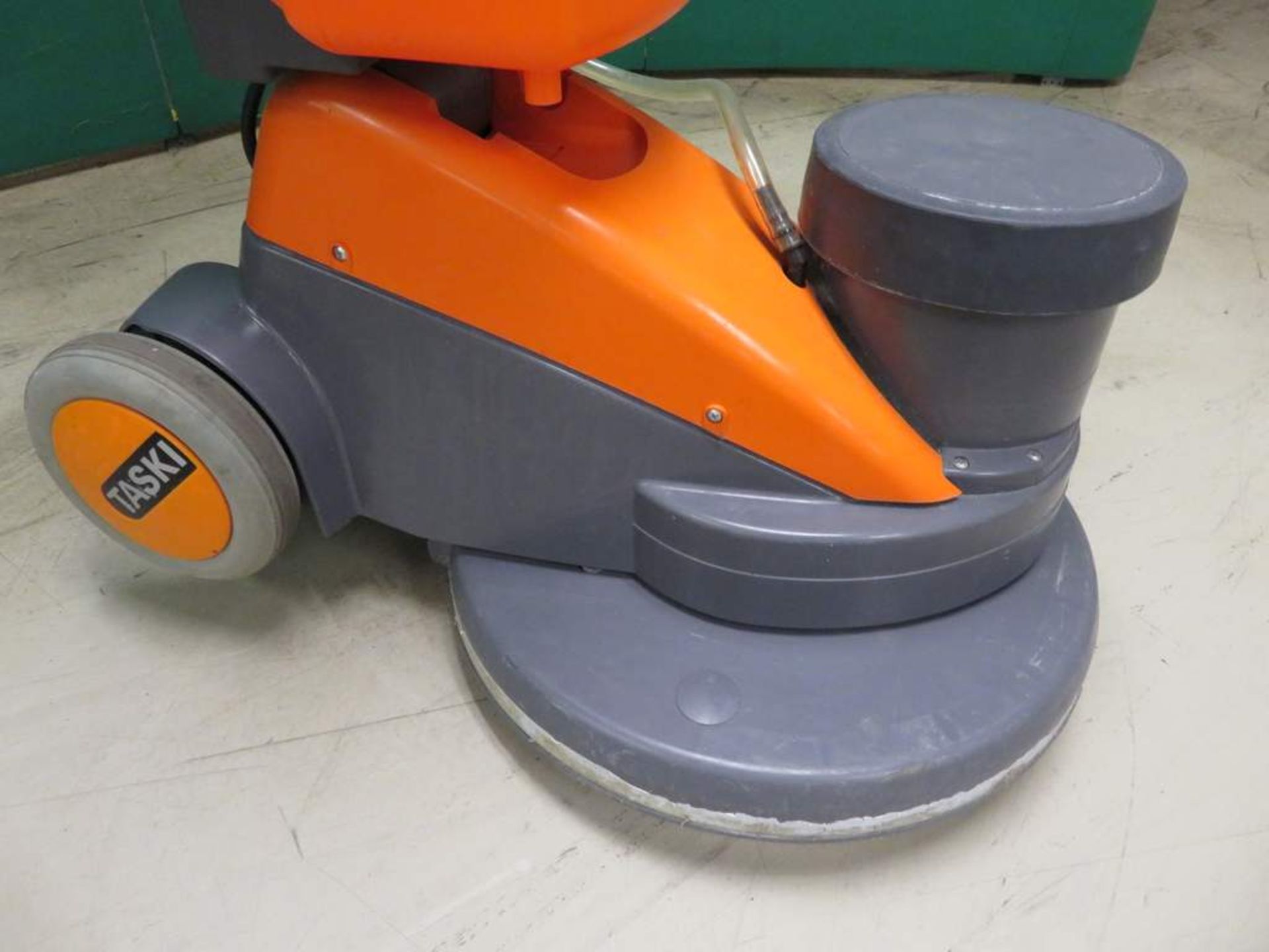 Taski Ergodisc 200 Floor Scrubber. - Image 4 of 7