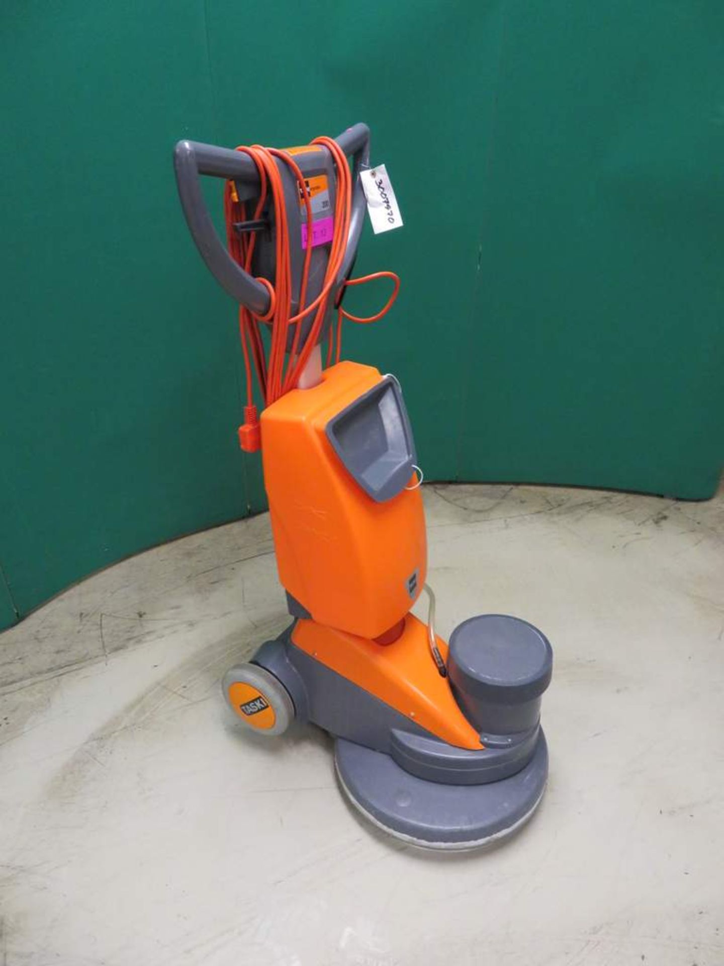 Taski Ergodisc 200 Floor Scrubber. - Image 2 of 7