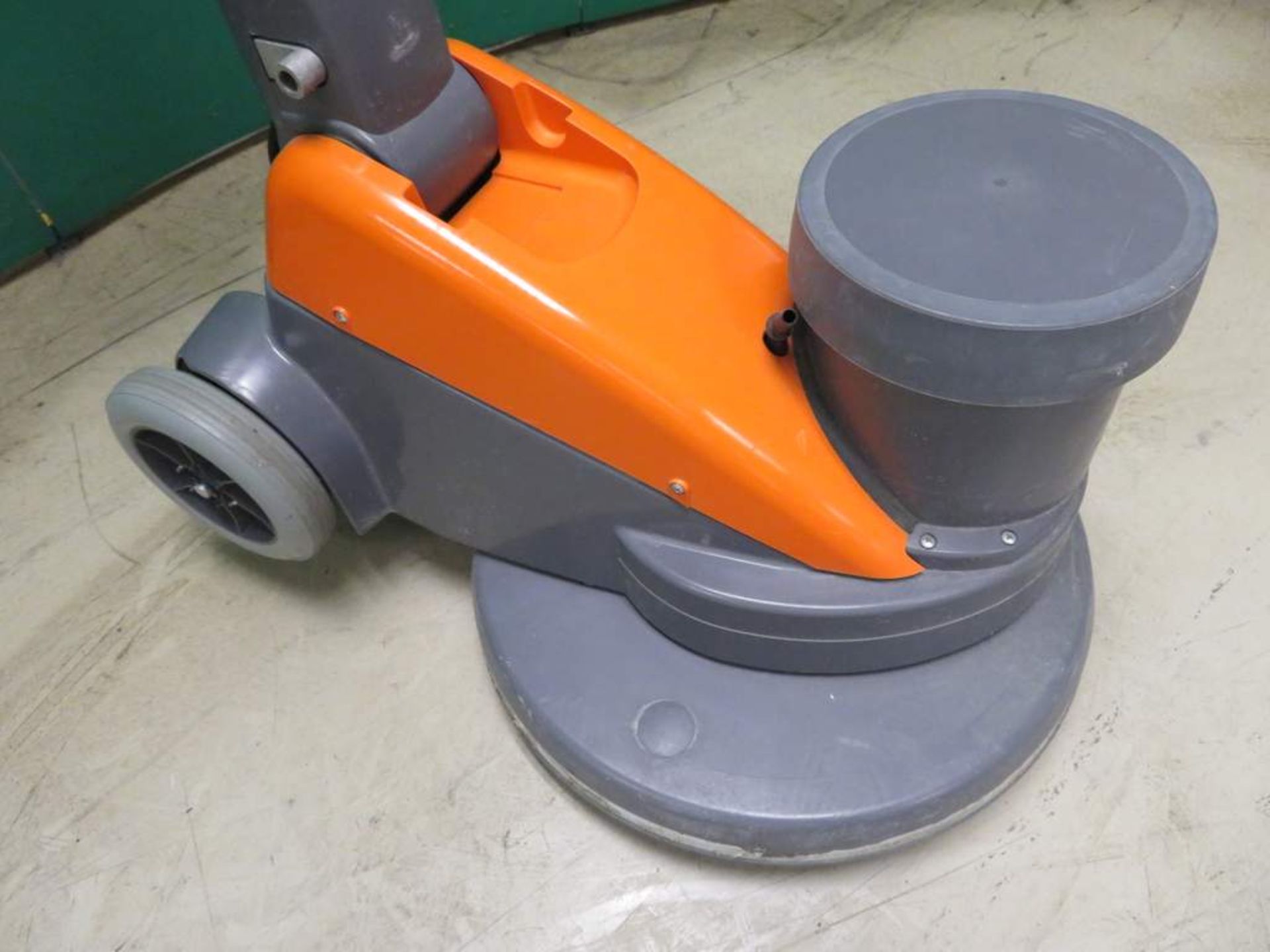 Taski Ergodisc 400 Floor Scrubber. - Image 4 of 7