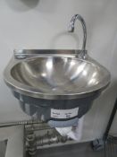 WALL MOUNTED STAINLESS STEEL WASH BASIN