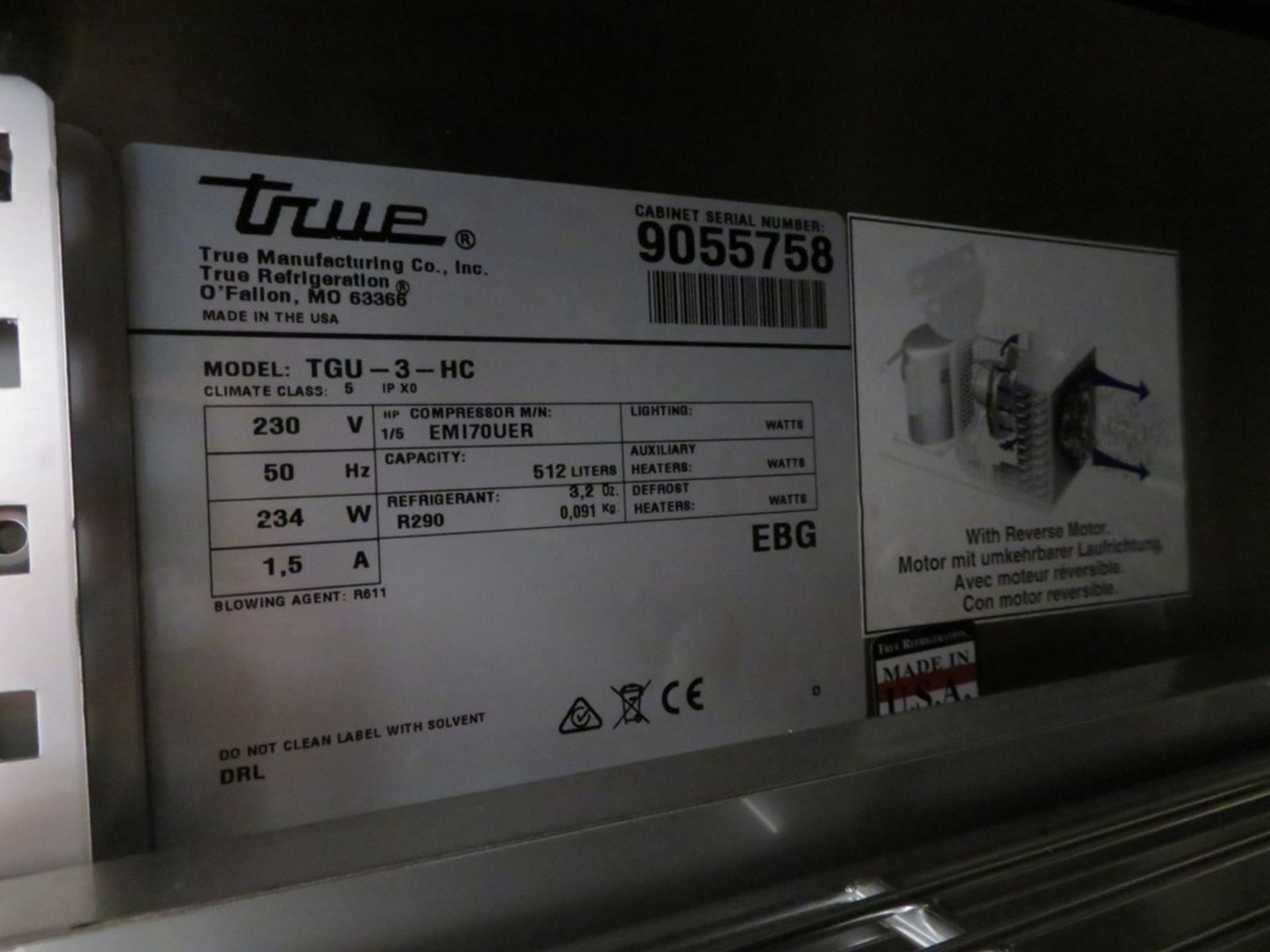 2018 TRUE MODEL TGU-3-HC COUNTER TYPE THREE-DOOR FRIDGE - Image 5 of 5