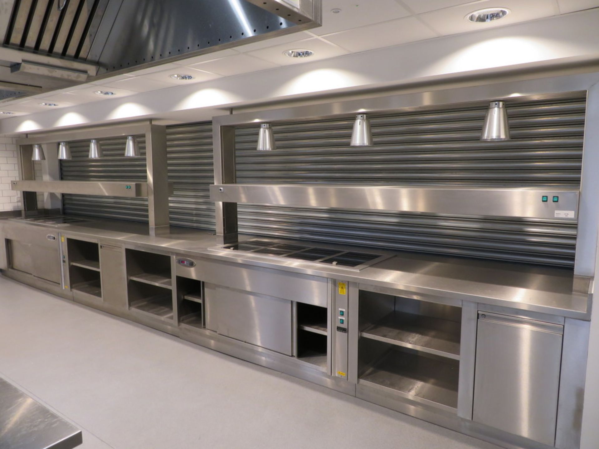 BUILT IN STAINLESS STEEL HOT FOOD COUNTER WITH TWIN SERVERIES