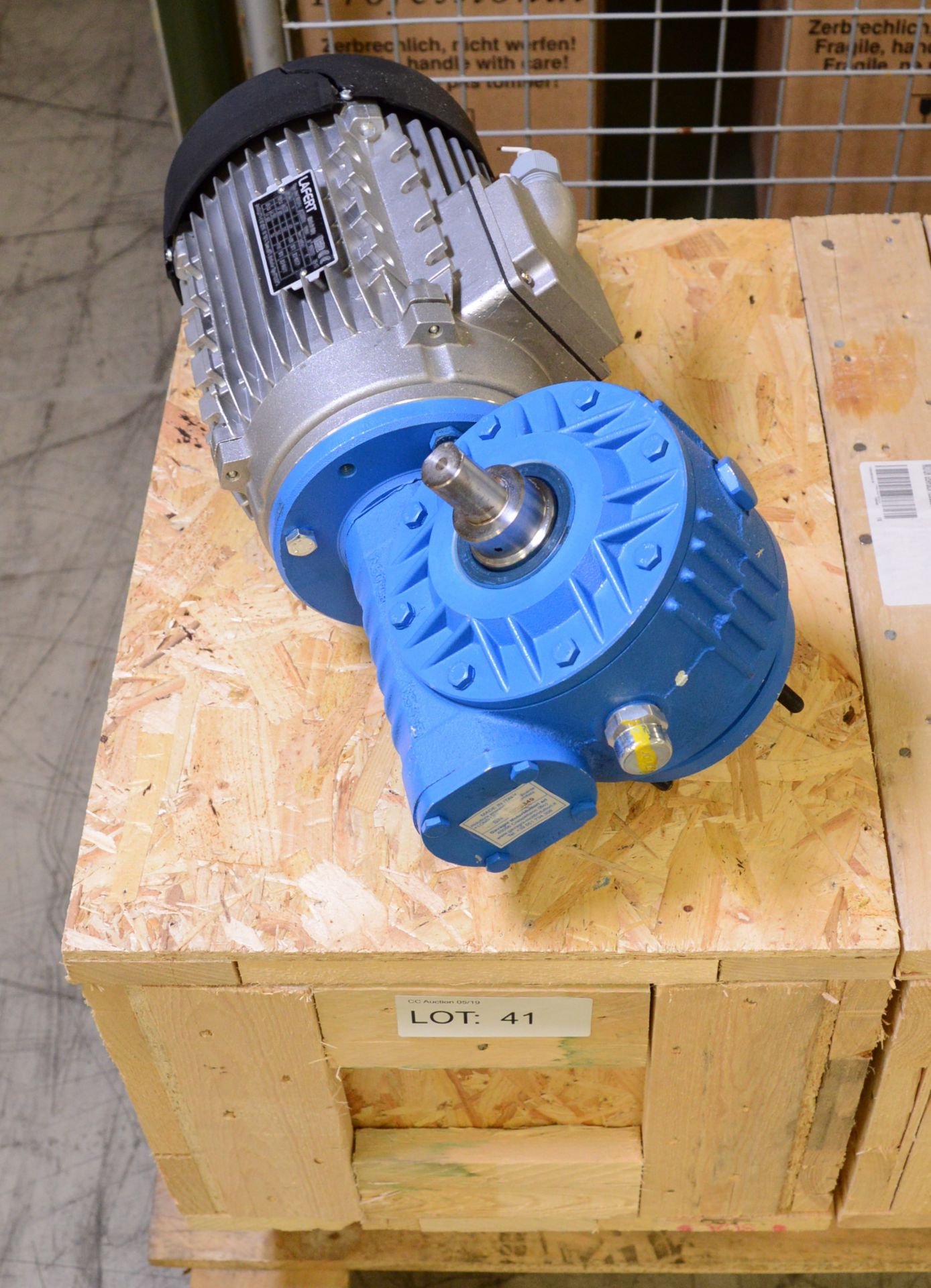 Lafert Sundae Motor Gear Box Reducer. See Pictures For Motor Spec.