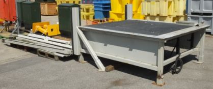 Loading Dock Leveller Unit - L3000 x W2500 x H3000mm - £5 lift out charge applied to this