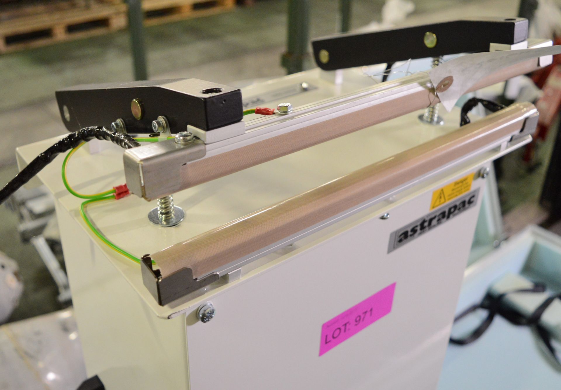 Astrapac Heat Sealing Machine. - Image 3 of 3