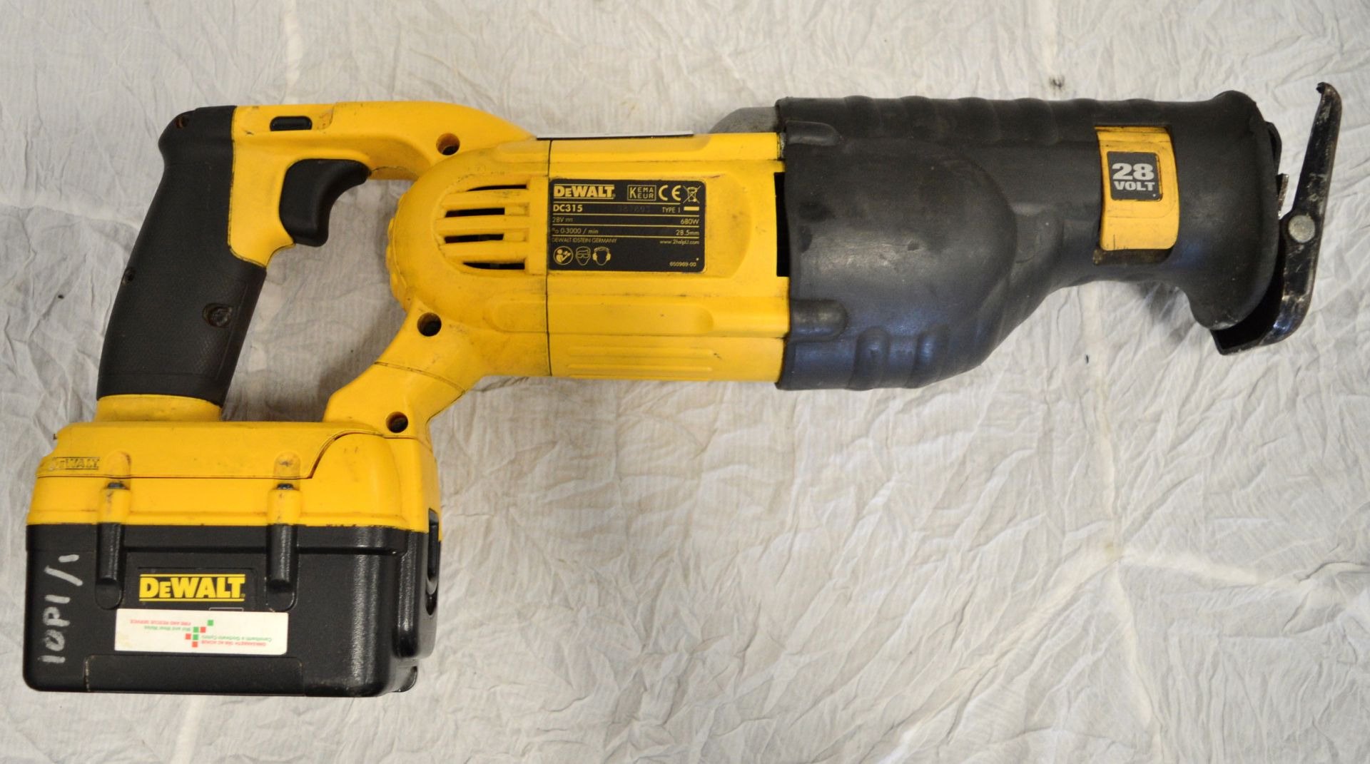 Dewalt DC 315 Reciprocating Saw 28V with Battery.