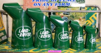 Land Rover Oil Can Set.