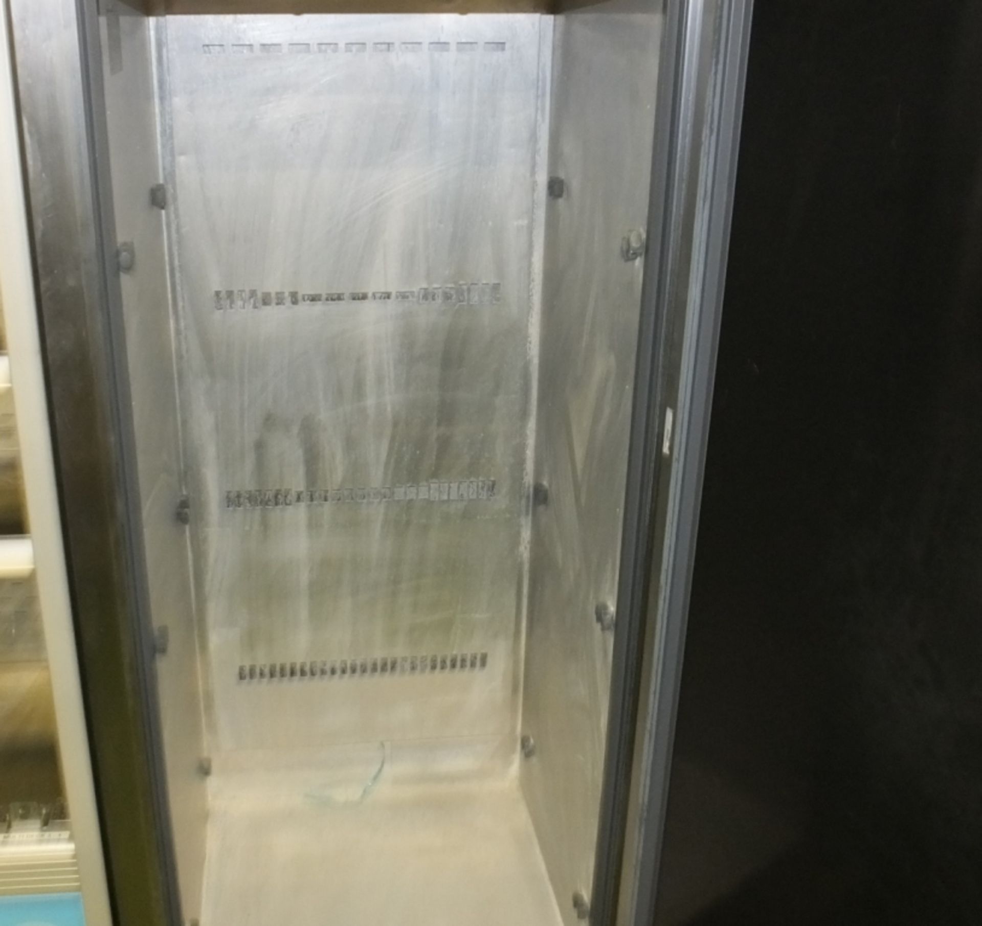 Williams HJ400 U R2 Refrigerator. - Image 3 of 4