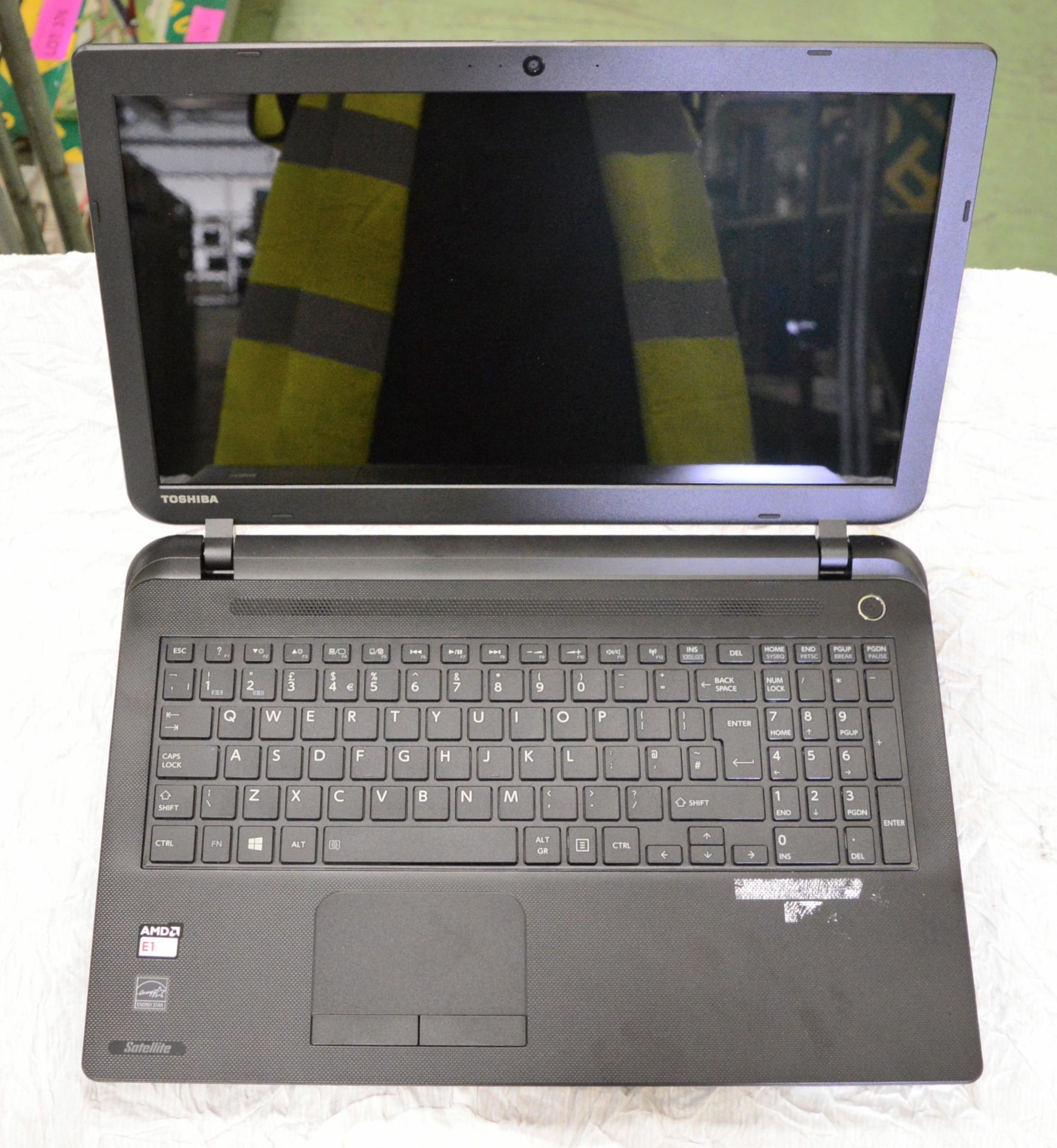 Toshiba Satellite C50D-B-120 Laptop Computer. - Image 2 of 2