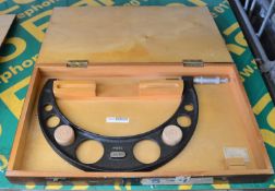 Moore & Wright Micrometer 971 8-9".