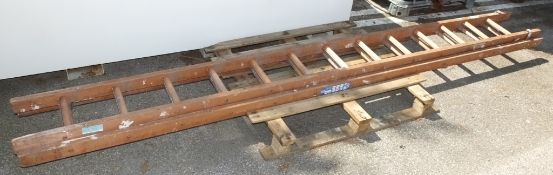 Wooden Extension Ladder - 26 Rung