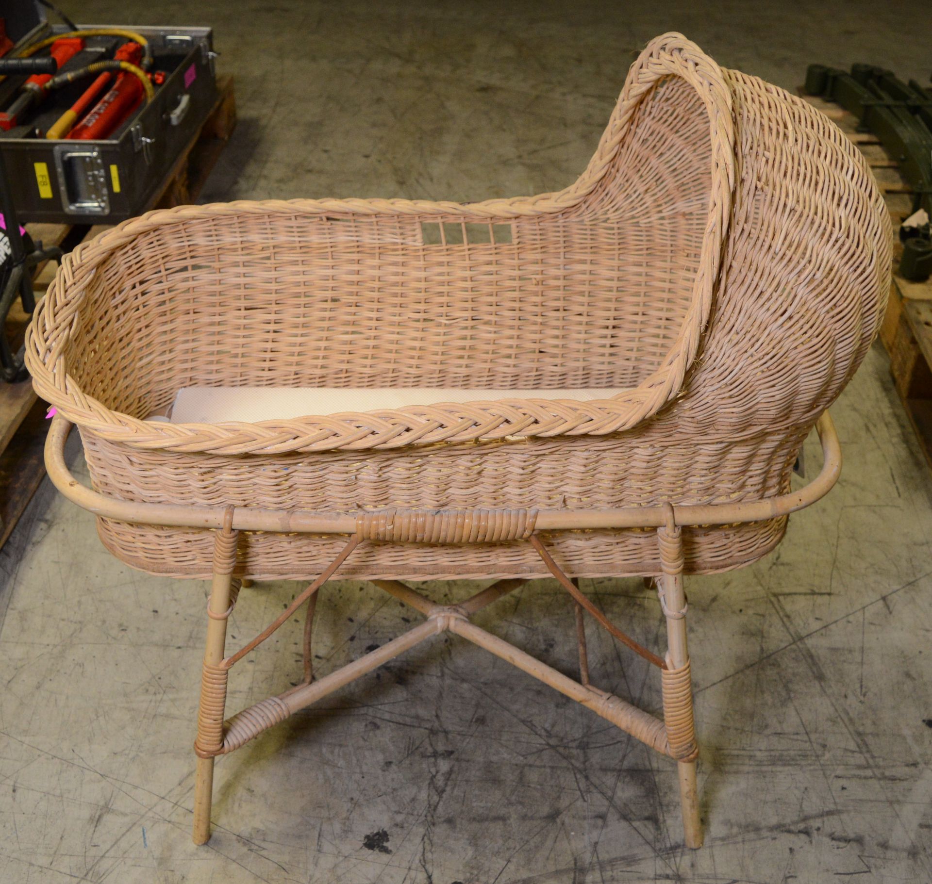 Wicker Baby Basket on Stand.