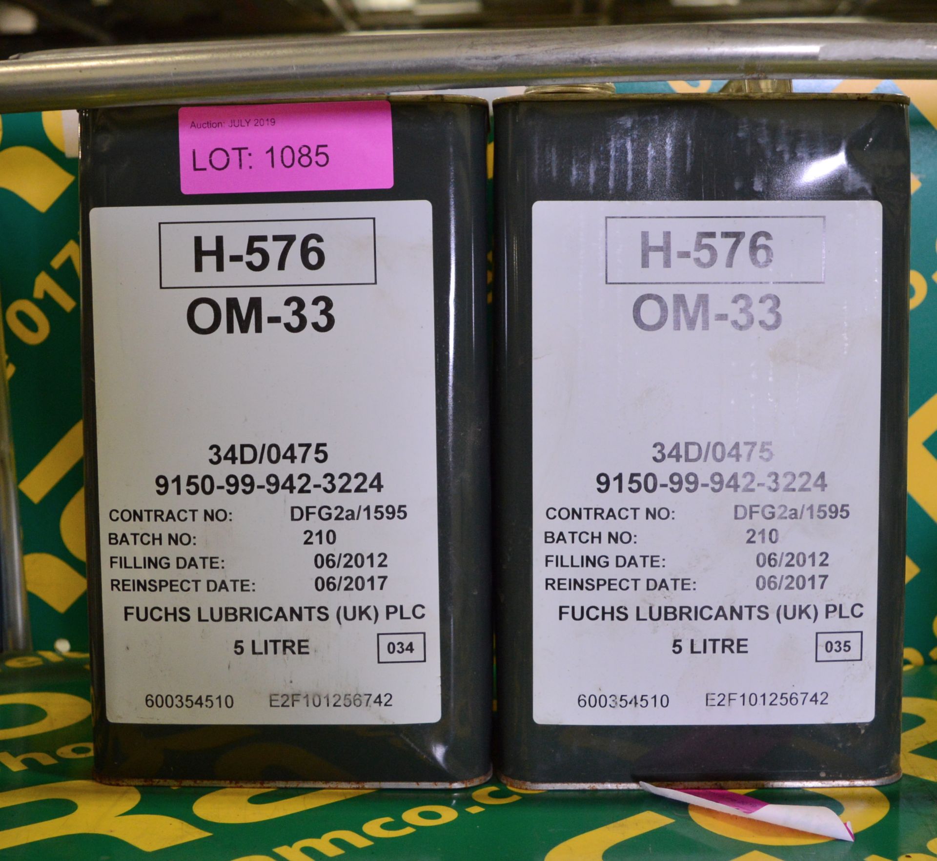 2x 5ltrs Hydraulic Oil H-576 OM-33.