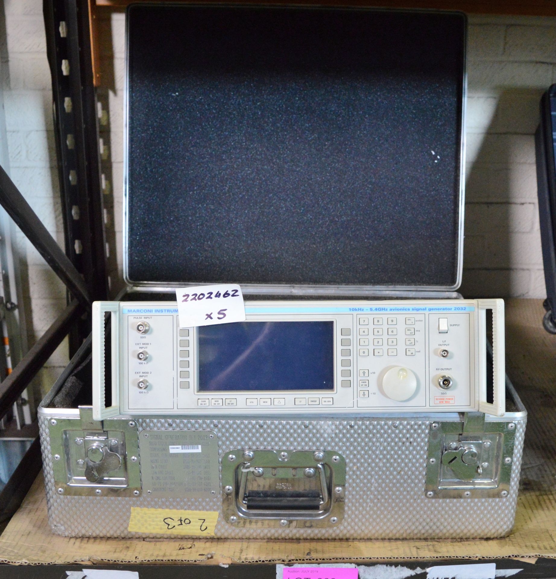 Marconi 2032 Avionics Signal Generator 10KHz-5.4GHz.