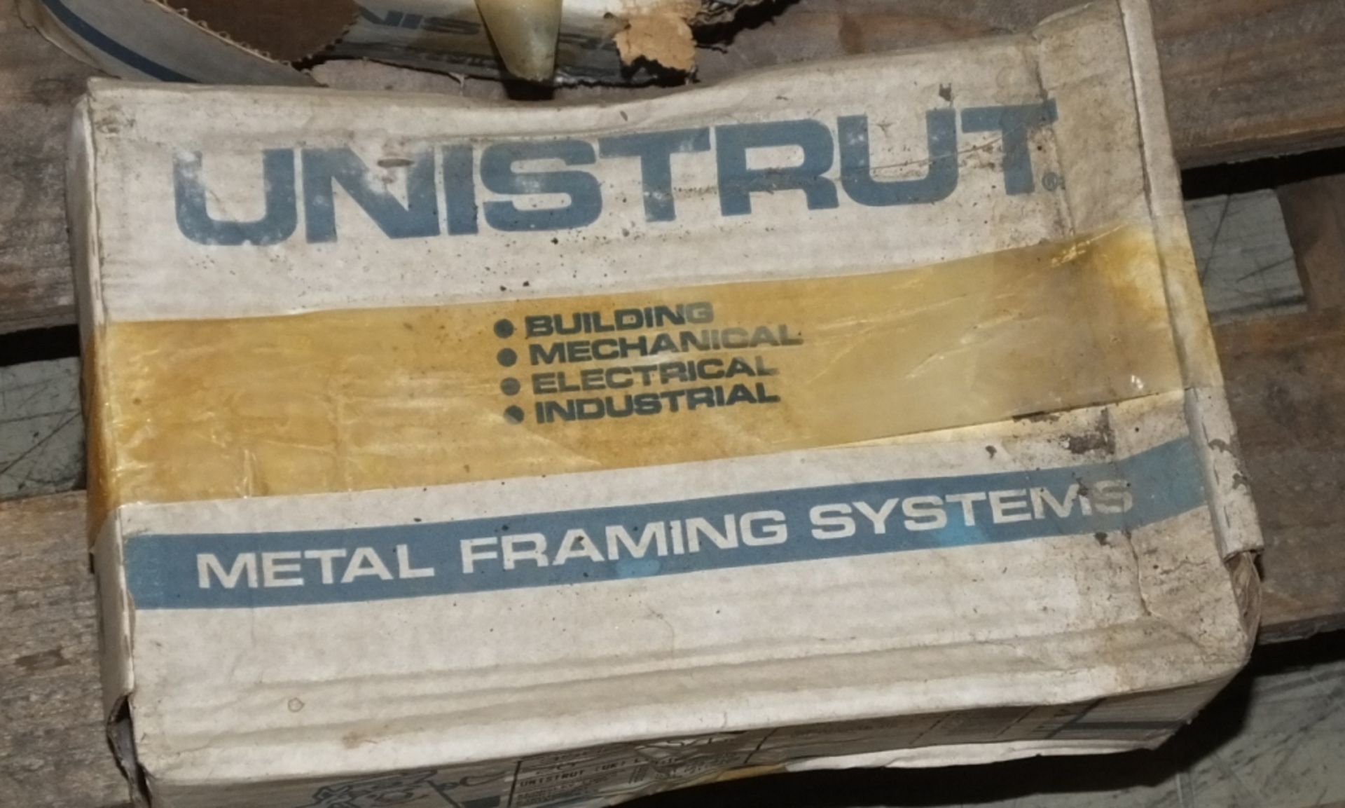 2 boxes of Unitstrut Metal Framing System Plates - Image 2 of 3