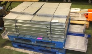 8x Racking Uprights H2100, 22x Beam L1860, 128x Racking Shelves 900x300, 16x Shelves 600x3