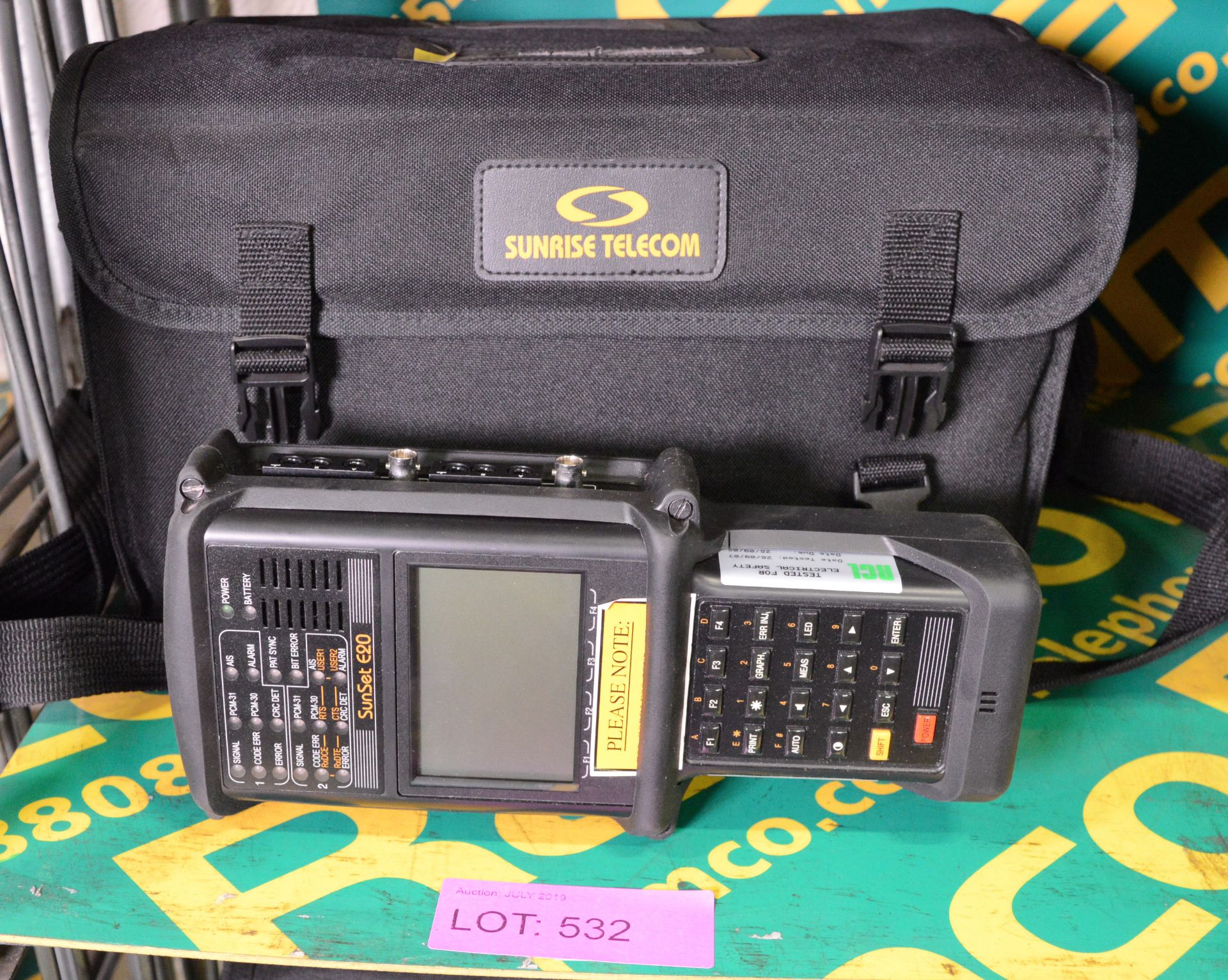 Sunset E20 Digital Data Analyser 2Mbps & Accessories in Carry Case. - Image 2 of 2