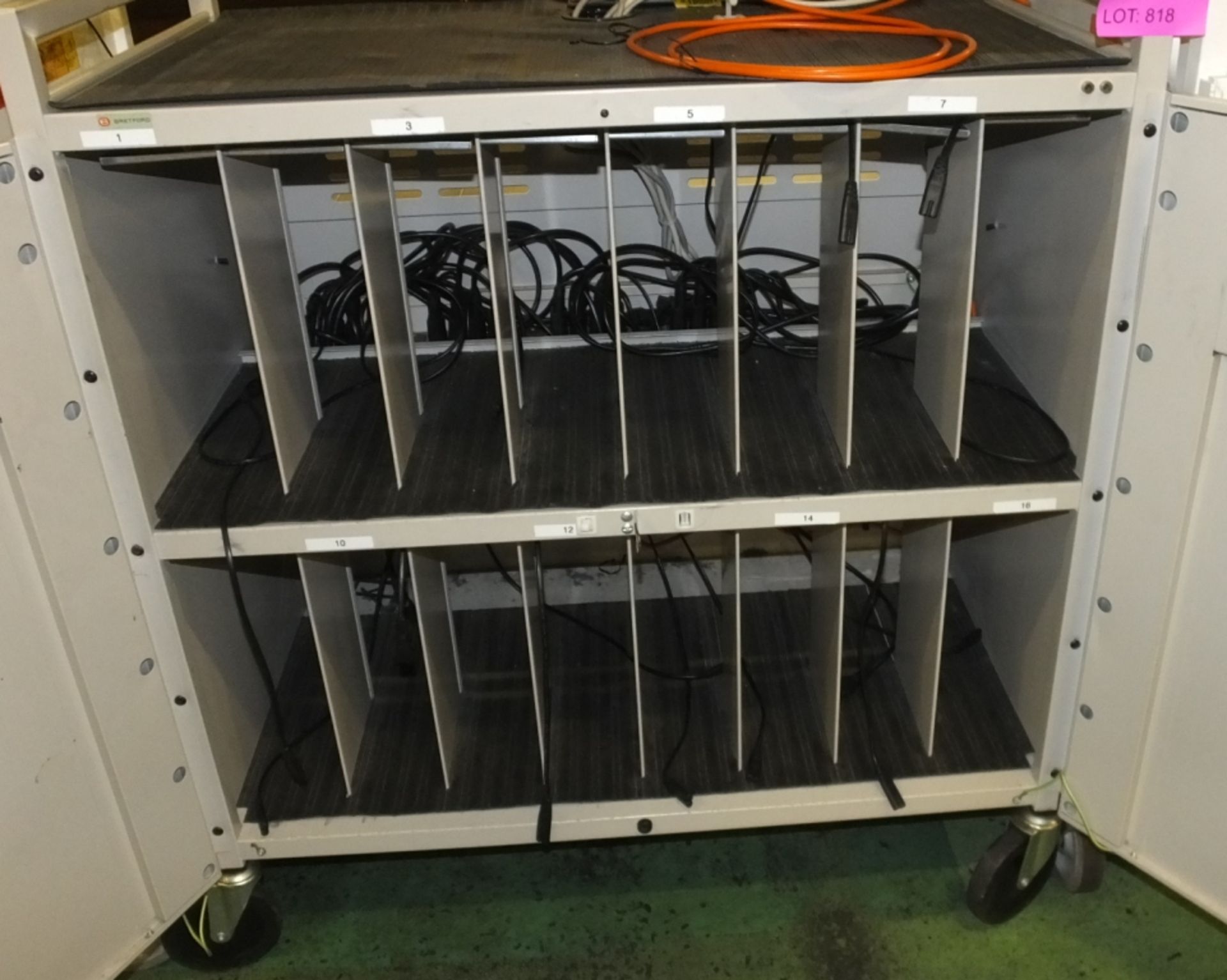 Bretford Mobile ELECTRICAL CABINET - Image 2 of 2