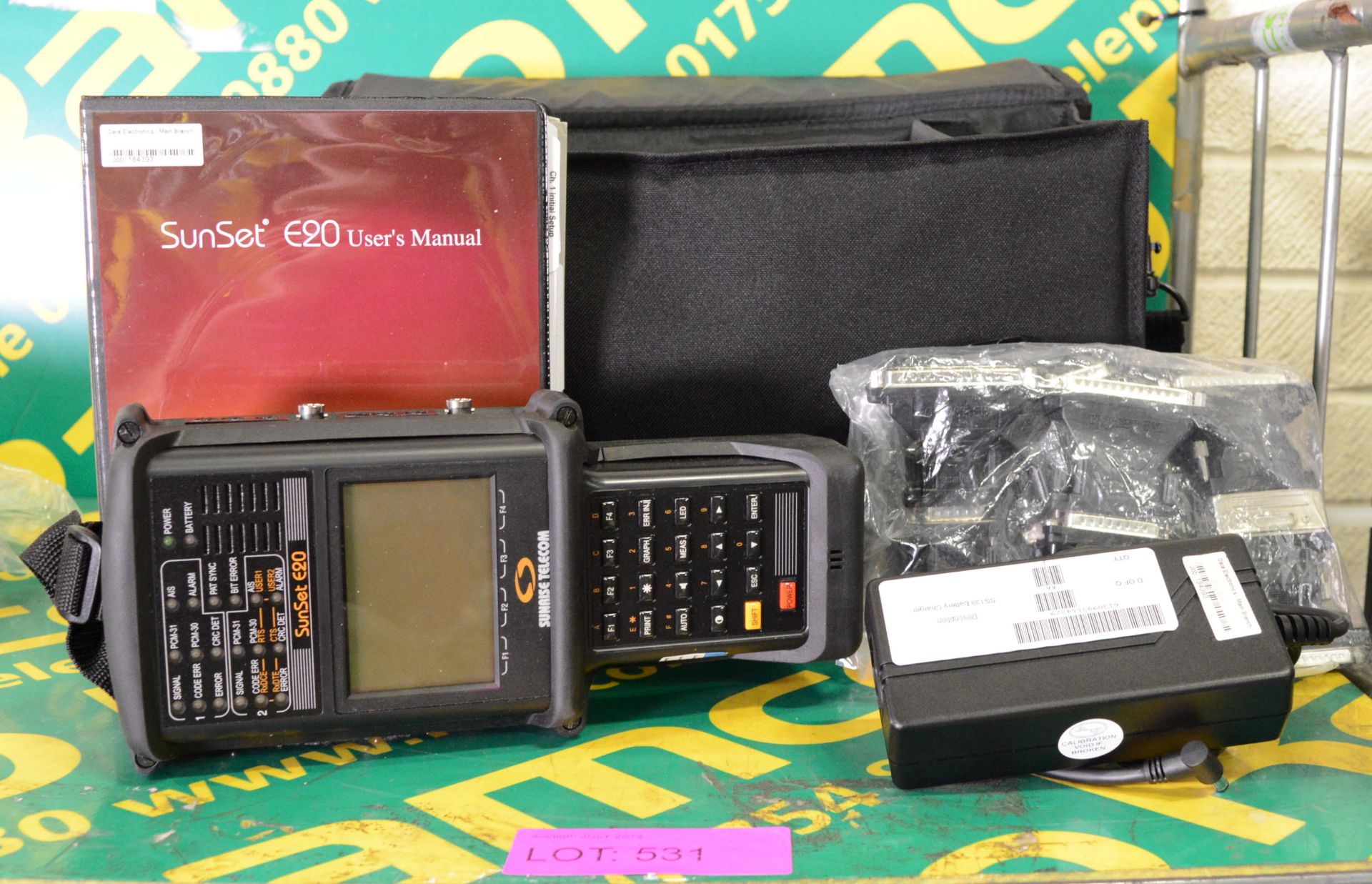Sunset E20 Digital Data Analyser 2Mbps & Accessories in Carry Case.