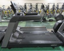 Pulse Fitness Model: 260G Treadmill, Digital Display Screen, Heart Rate Sensors, 230v.